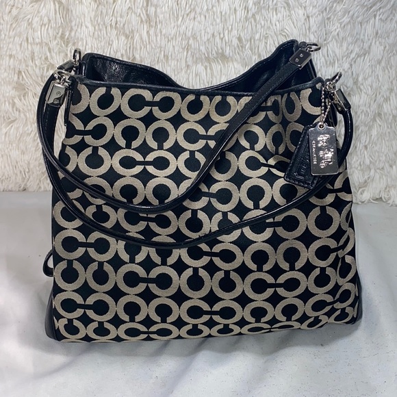 👜🌿-Coach Shoulder bag- NOT FOR SALE 🌿👜 - Picture 2 of 12